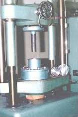 Hidraulična mašina (0-400 kN)